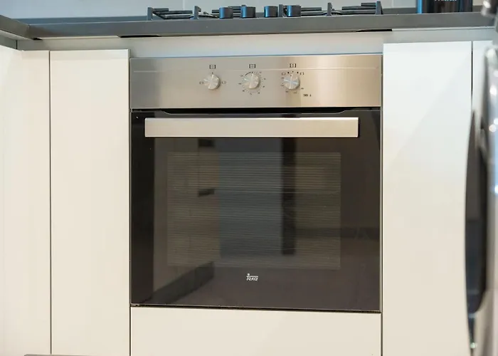 Astonishing 1 Bedroom Flat In No 9 Tower Dubai Marina