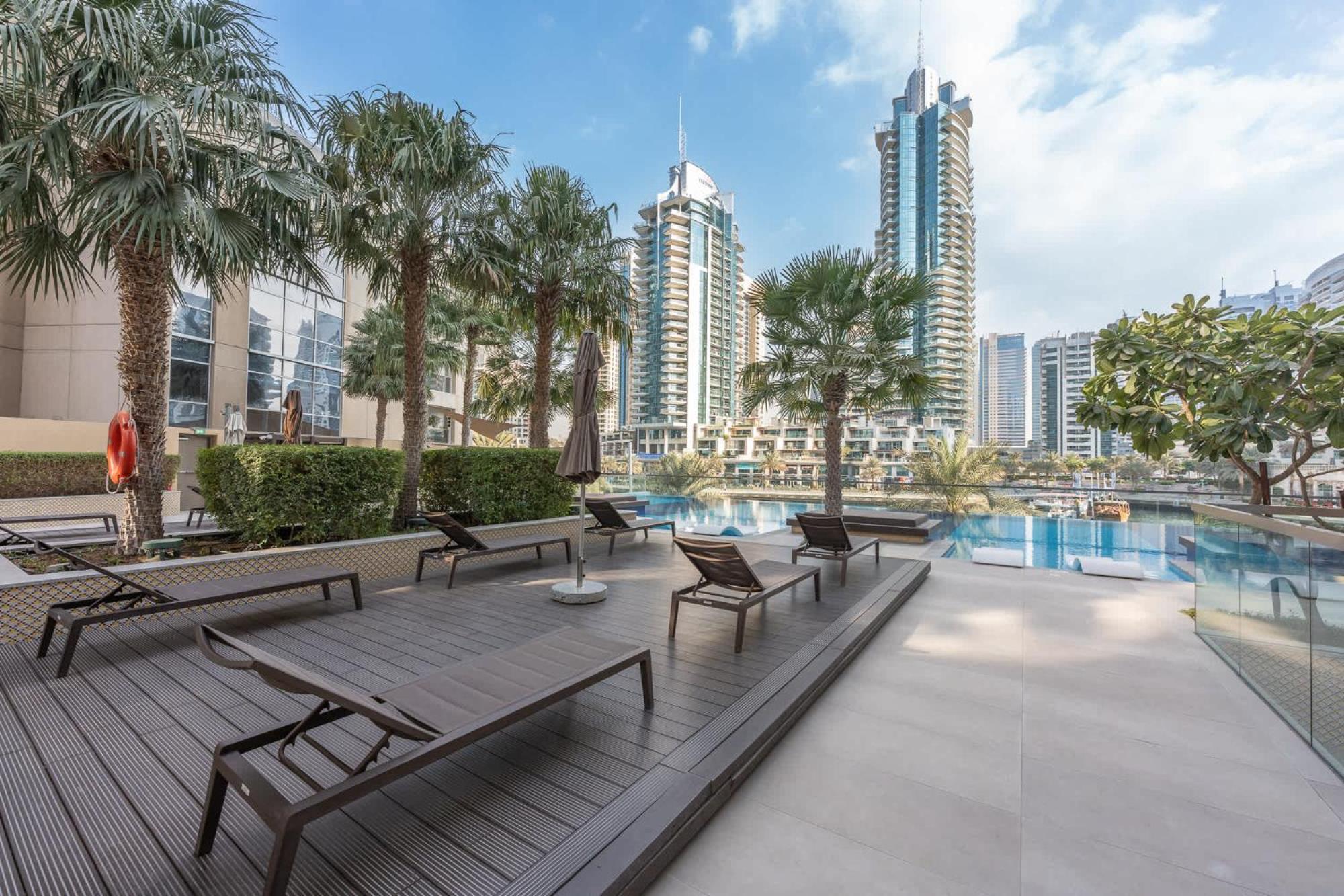 Astonishing 1 Bedroom Flat In No 9 Tower Marina * Dubai