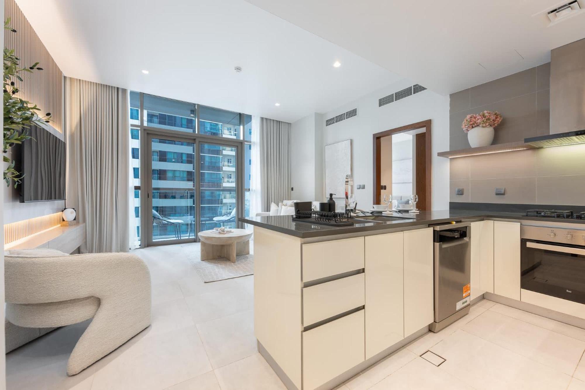 Apartment Astonishing 1 Bedroom Flat In No 9 Tower Marina *